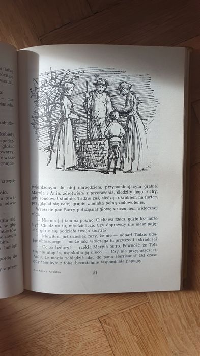 Książki z  1957 roku "Ania z Avonlea" i "Ania na uniwersytecie"