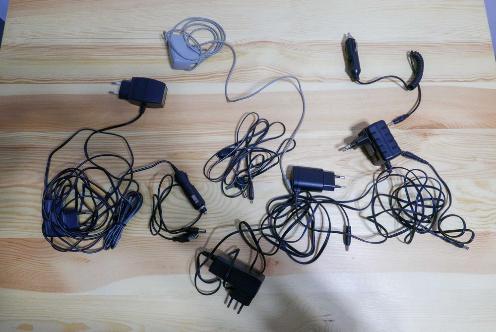 Wielka wyprzedaż kabli komputerowych, audio, video itd. (ok 150 sztuk)