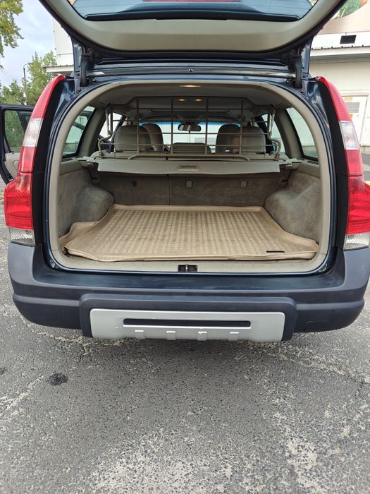 Volvo XC70 2.5T 210KM AWD Benzyna+LPG 4x4 polift lotka 2xkomplet opon