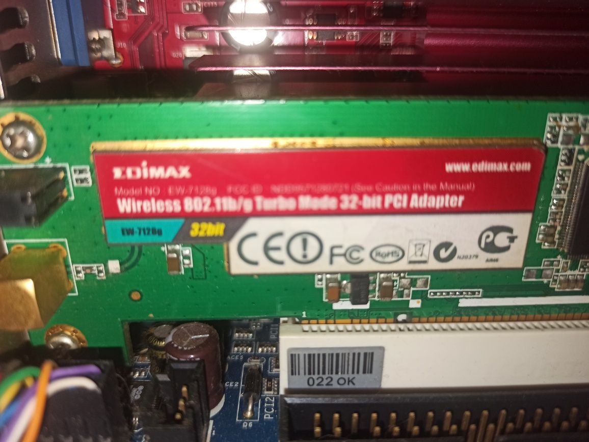 Komputer (na części lub w całości) Działa Windows 10.