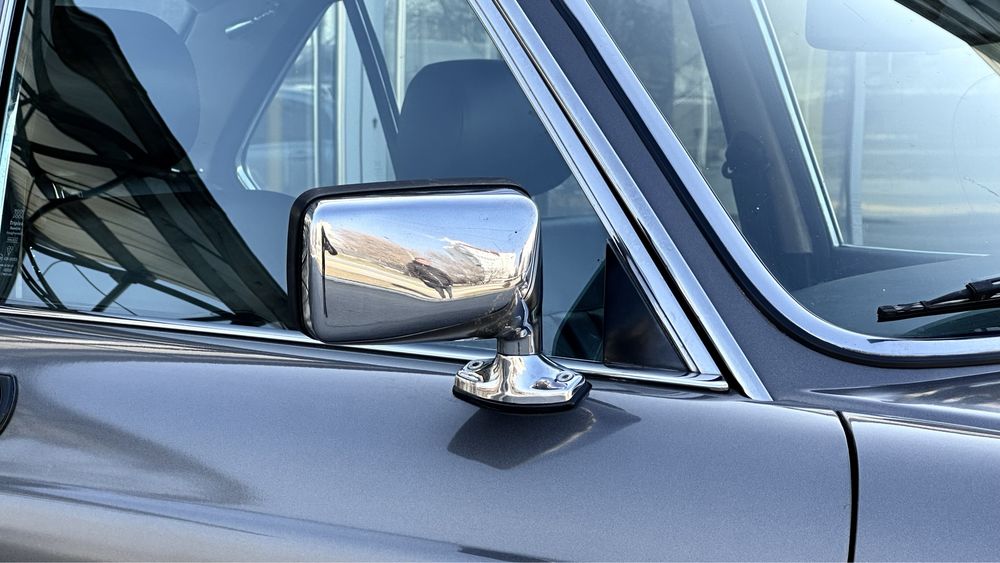 Продам эксклюзивный Jaguar XJ12 Daimler