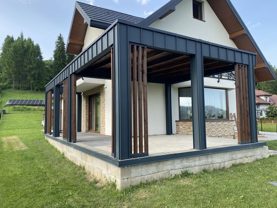 Obróbki okucia blacharskie parapety rąbek  attyka