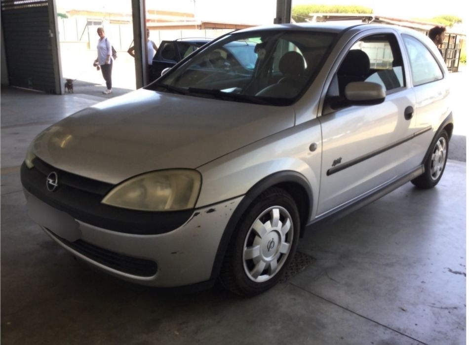 Opel corsa C 1.7DTI só às peças