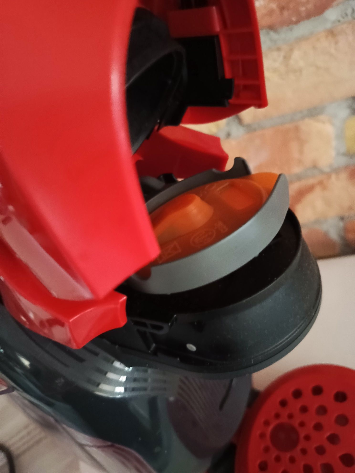 Express czerwony do kawy Bosch Tassimo XS