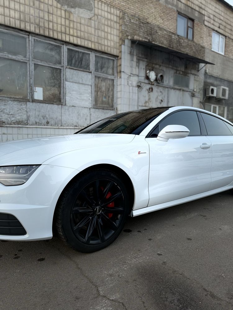 Audi A7 2016 року