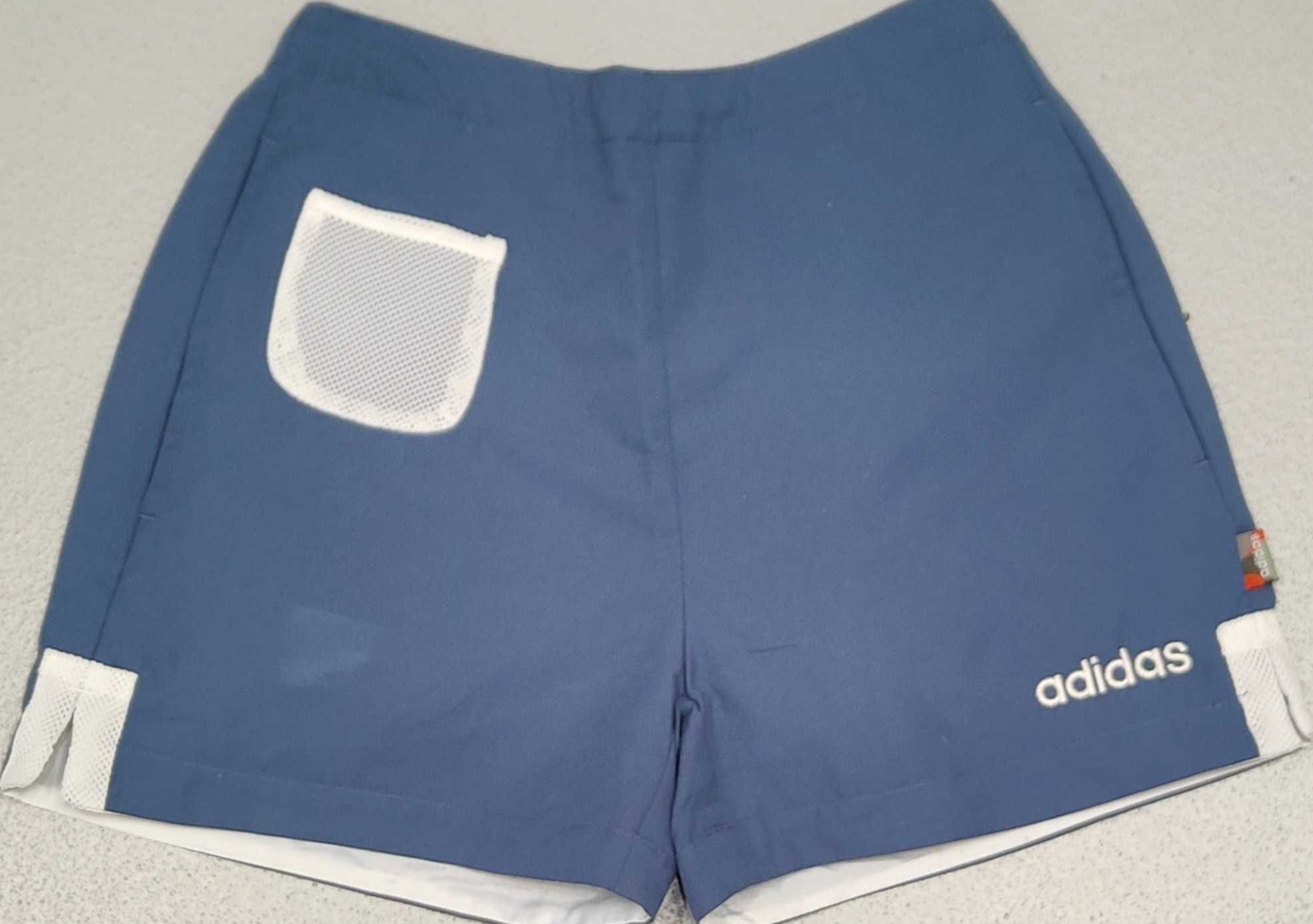 S) ADIDAS logowane spodenki dziewczęce Roz.140cm