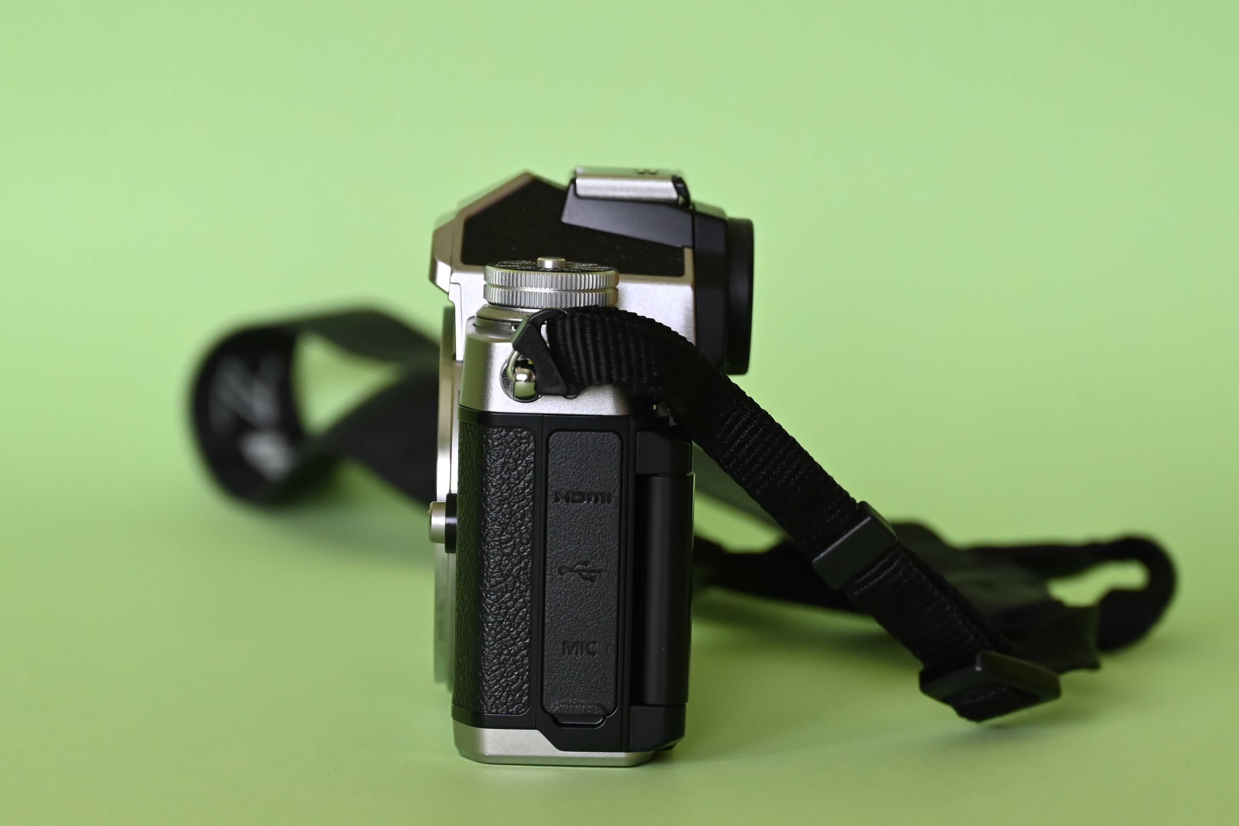 Sprzedam Aparat Nikon Z fc