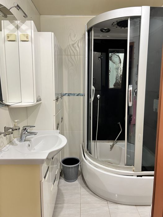 Продаж, 174м2, вікна на соборності, 2 поверх