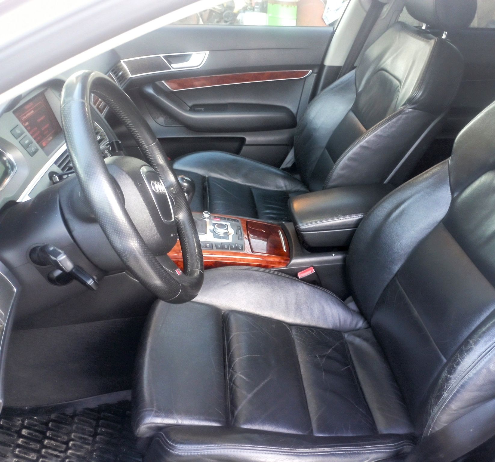 Audi A6 Avant 3.0 TDI quattro