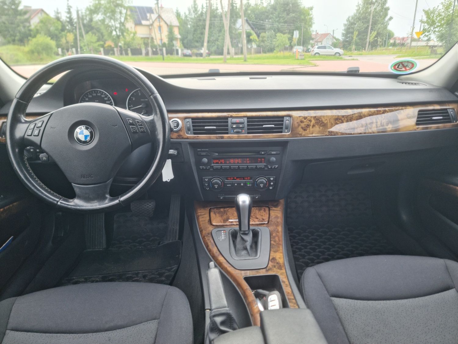 BMW E90 2.0 benzyna # 150 km # Automat # bezwypadkowa # Super Stan