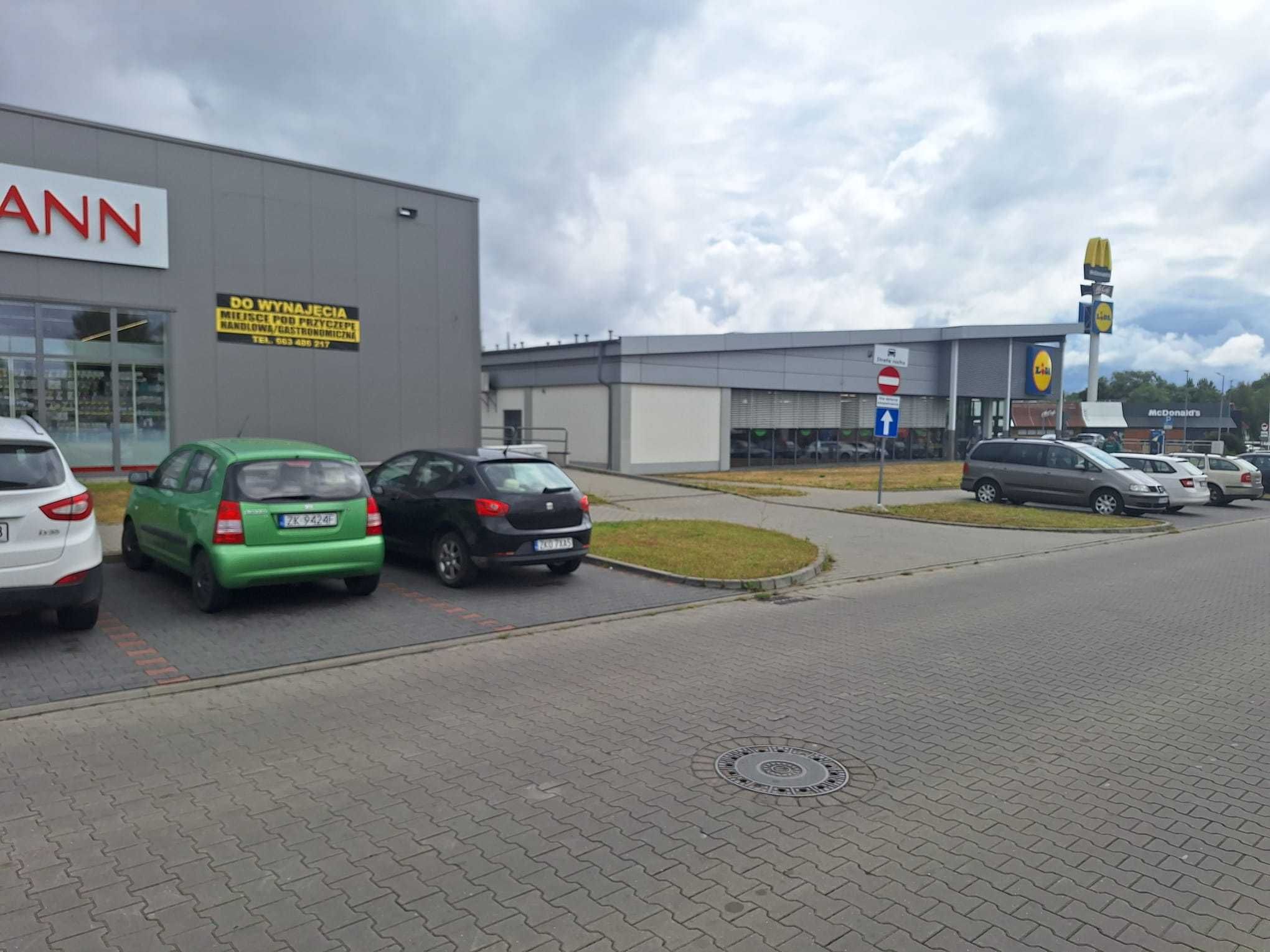 Do wynajęcia lokal handlowo-usługowy – Koszalin, ul. Dąbrowskiego 73