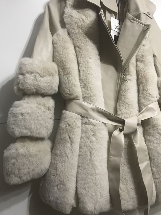 Futerko grube na zimę jesień i wiązane beżowe okazja super milutki