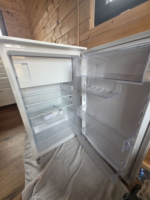 Lodówka do zabudowy Electolux LFB2AF88S