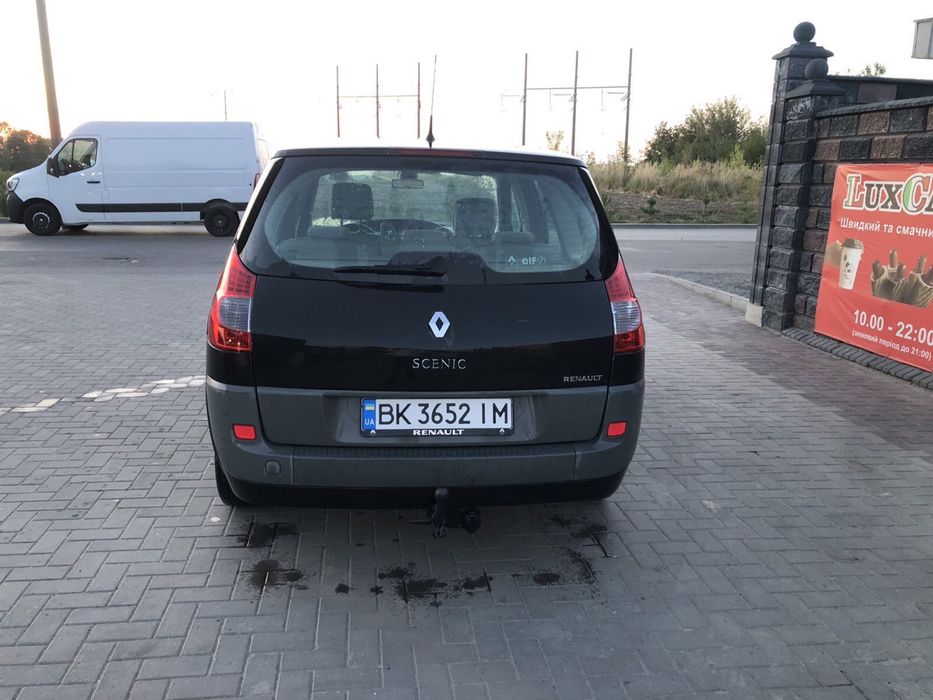 Renault сценік2.