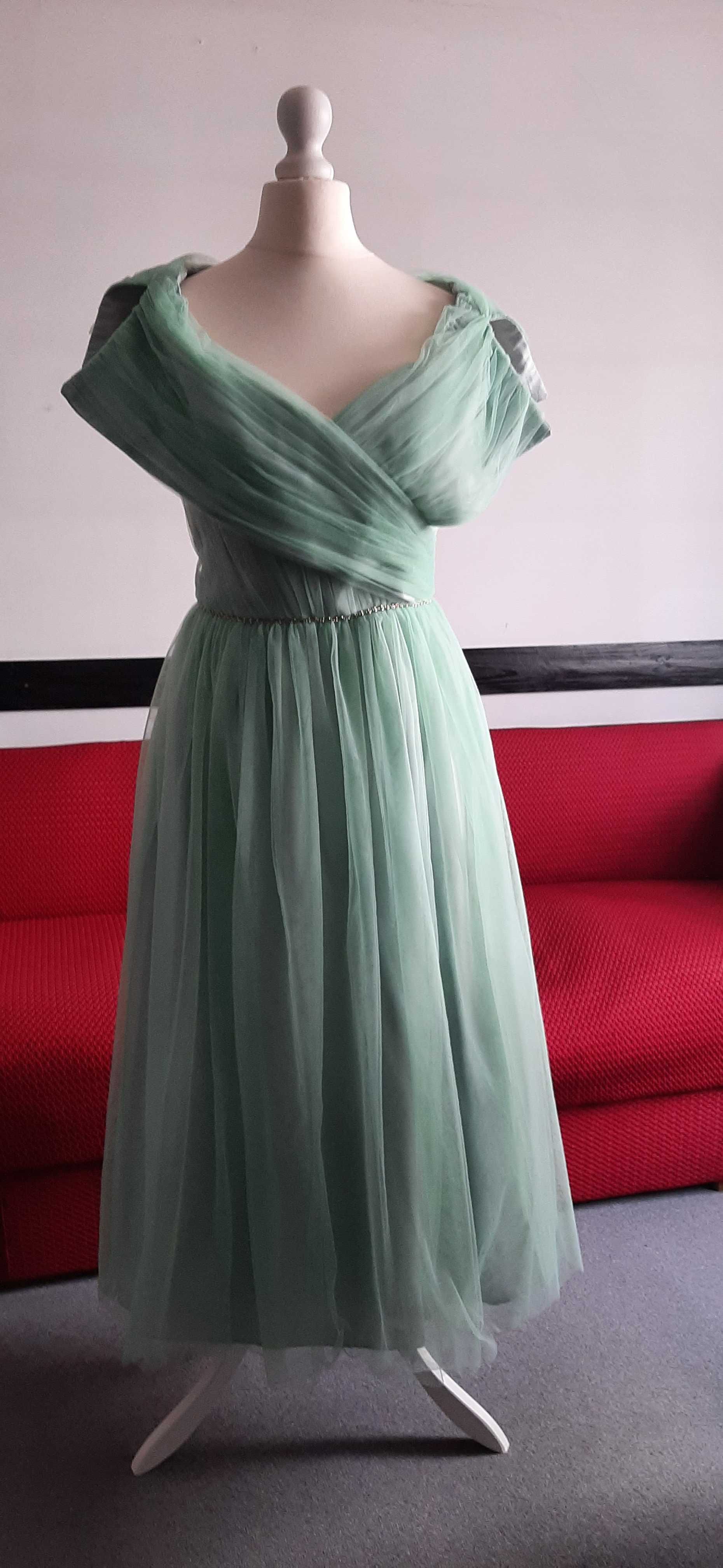 ASOS Sukienka midi 34