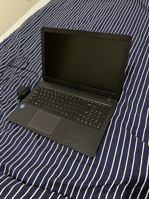 Laptop Asus x543m intel celeron 4bg/128gb ssd