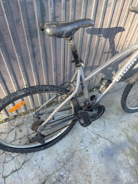 Bicicleta btwin pneus vazios