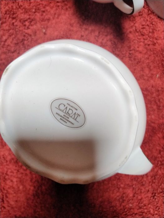 Zestaw obiadowo kawowy porcelana 68 elem.