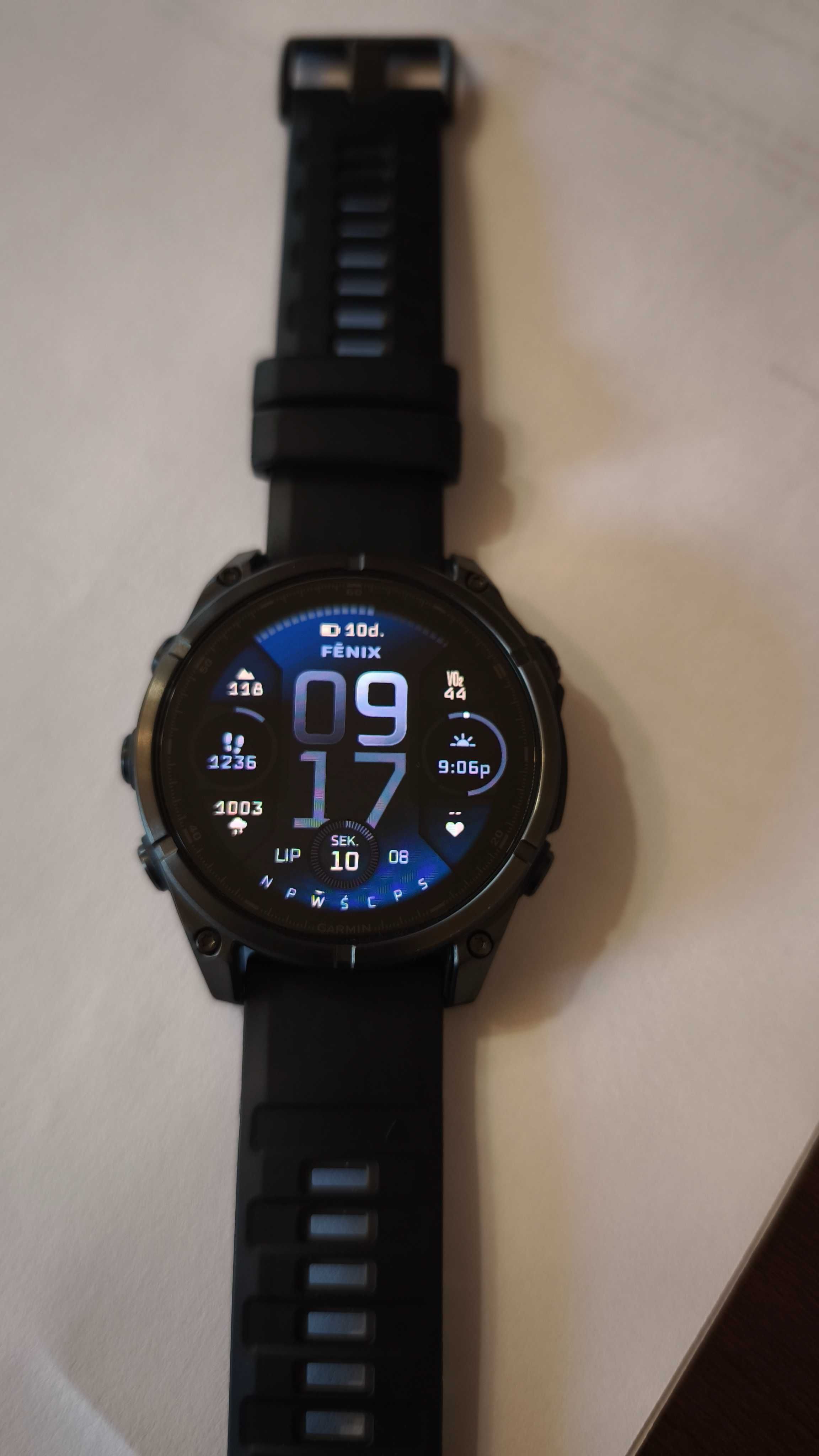 GARMIN fēnix 8 — 47 mm, AMOLED
Sapphire, Carbon grey, Jak nowy