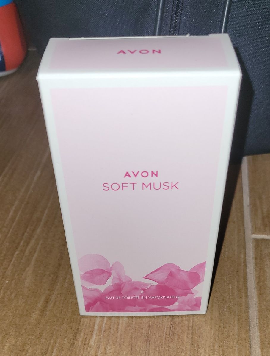 Woda toaletowa Soft Musk Avon 50ml