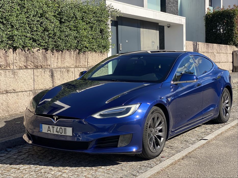 Tesla Model S 75