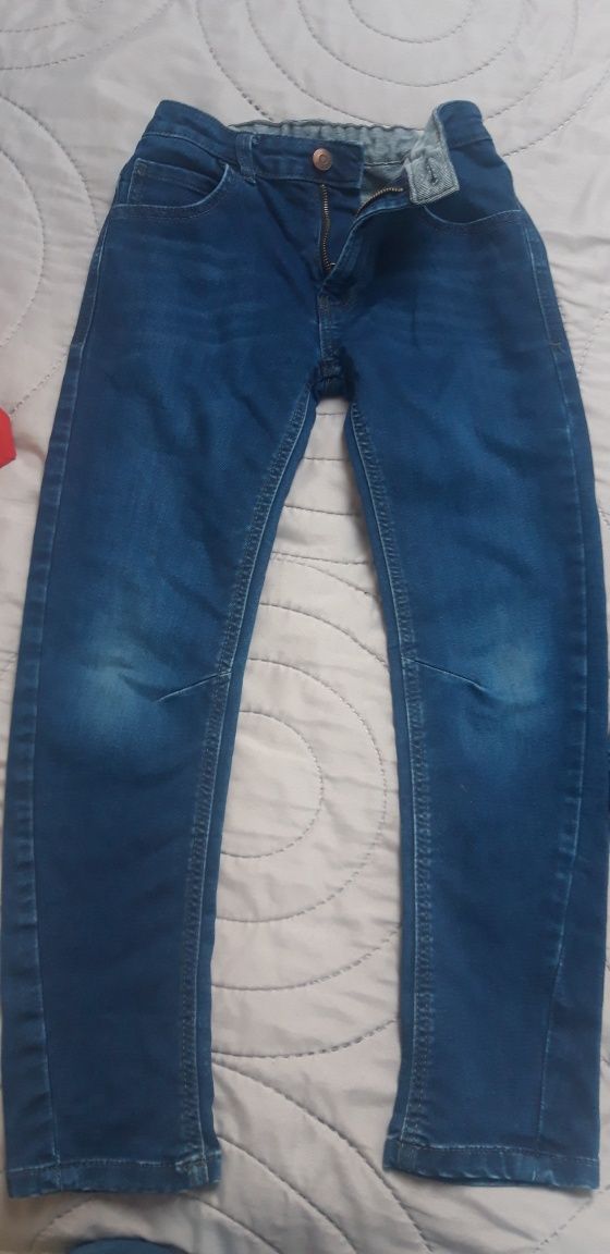 Spodnie 134 jeansy