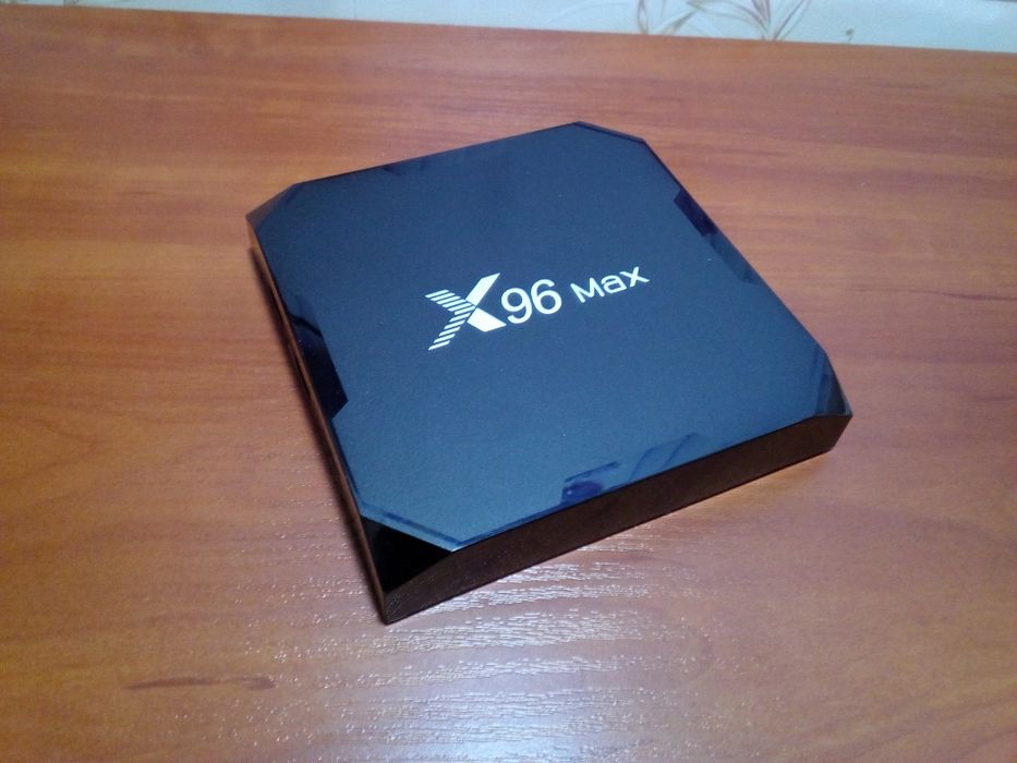 Медіаплеєр Smart TV Box X96 Max 4/64 ГБ