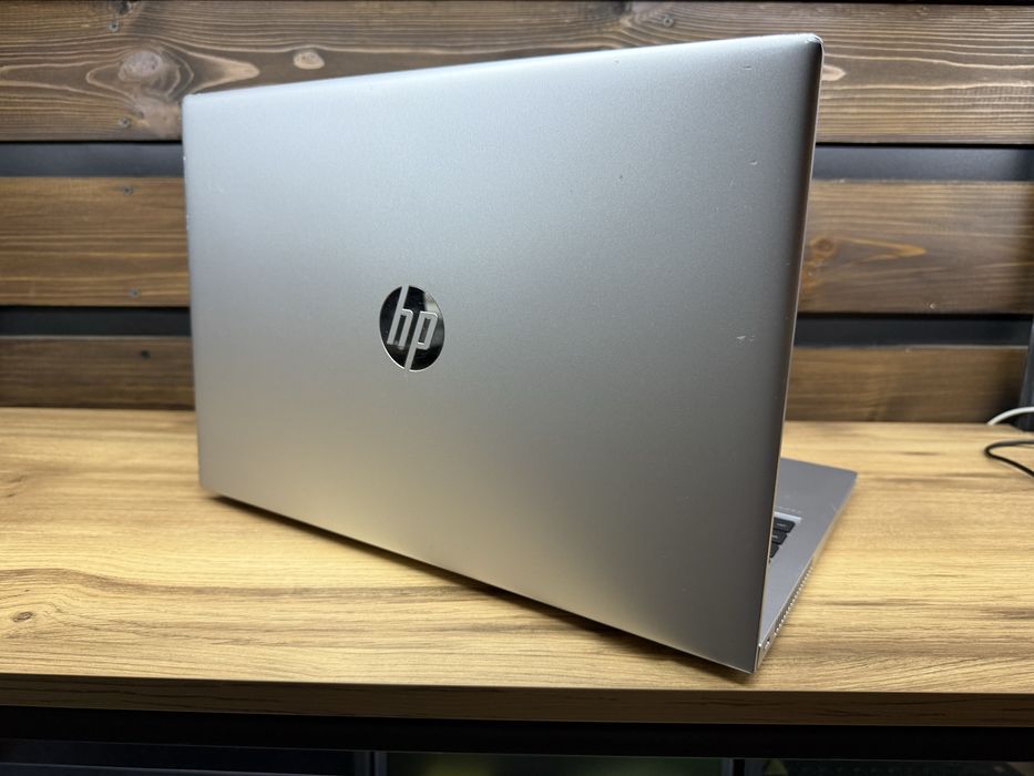 HP ProBook 650 G5 15,6" FHD IPS i7-8665u/16GB DDR4/M2 256GB/12%
