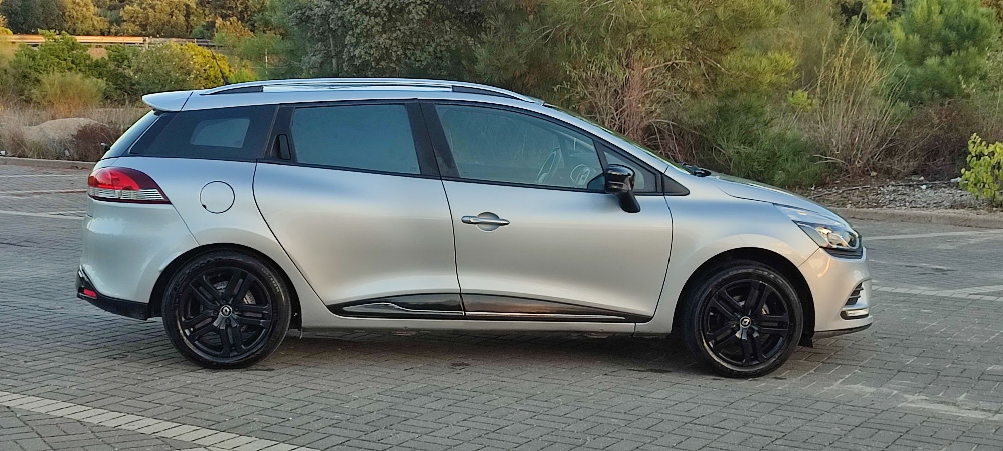 Renault Clio 1.2 2018 c/iva Garantia 169€ Mês Troco