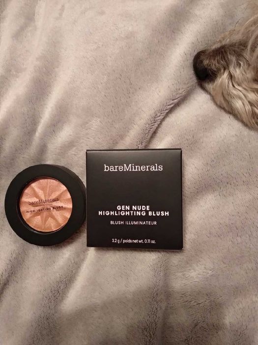 Rozświetlacz i róż do policzków bereMinerals peach glow