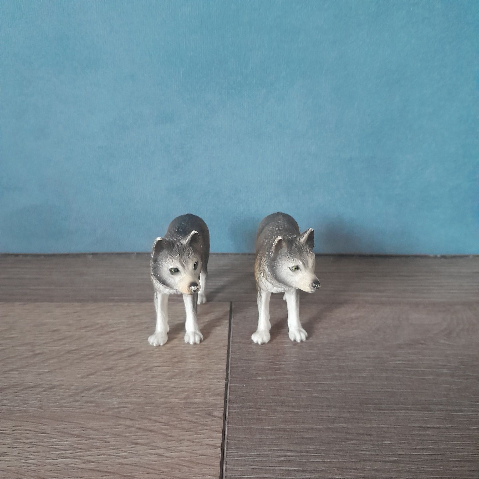 Figurki schleich wilki, 2szt