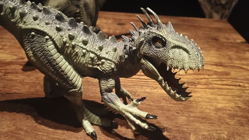 Dinozaury duże figurki