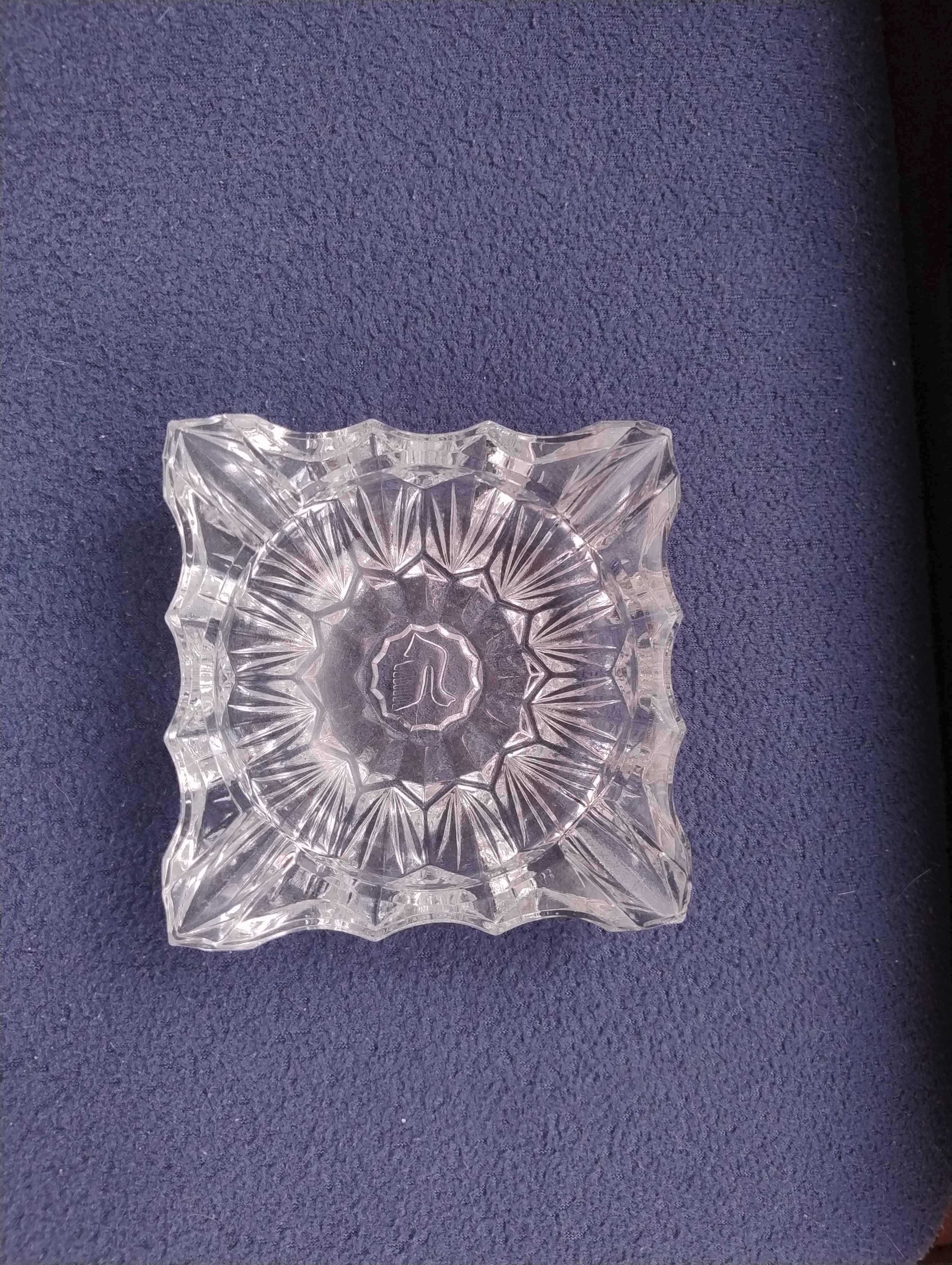 Szklana popielniczka / miseczka – vintage, szkło prasowane