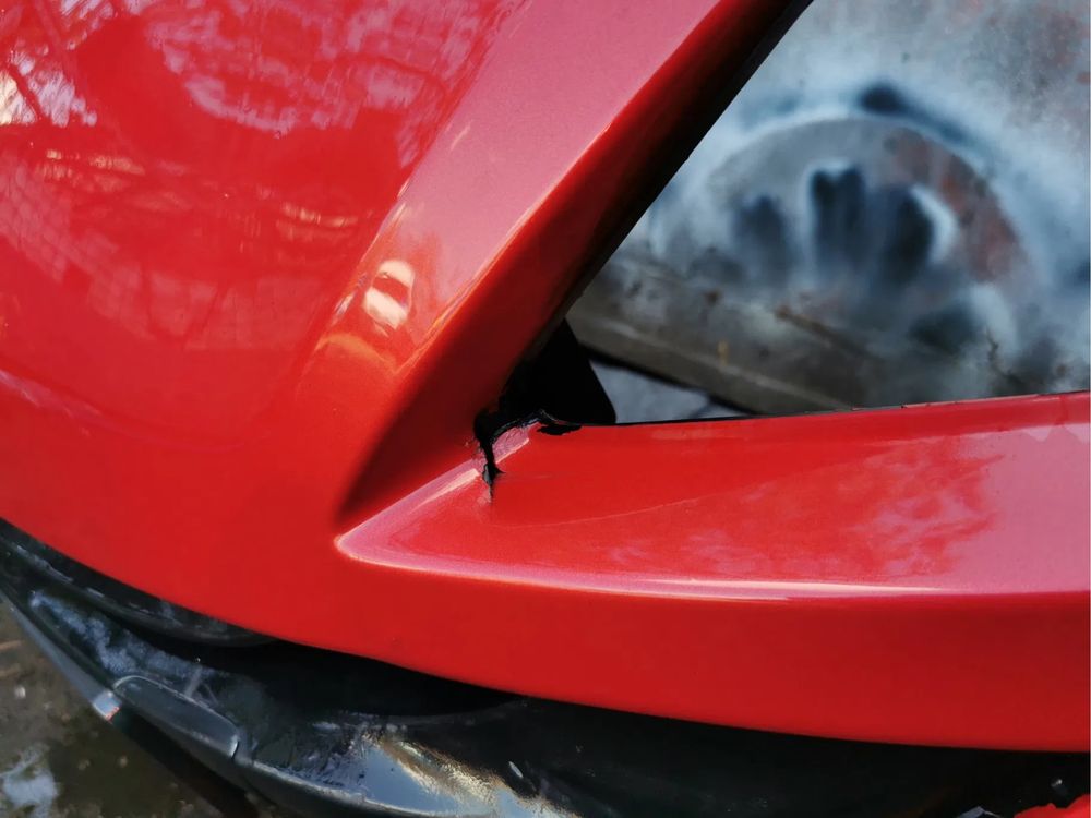 Продам бампер mazda 3 bl