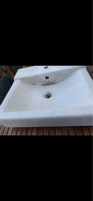 2 lavatorios usados