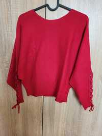 Czerwony sweter firmy Orsay