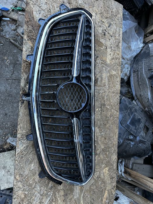 Решетка радиатора Buick encore 2017 - оригинал.