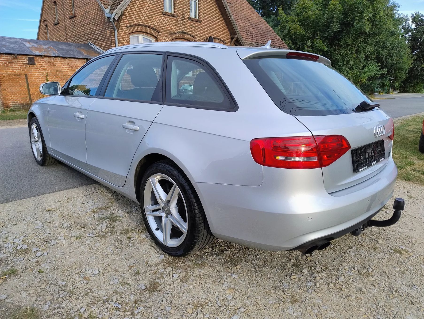 Audi A4 LIFT 2013*Nawigacja MMI*Bluetooth*KlimaTronic 2strefy*Parktronic*TOP