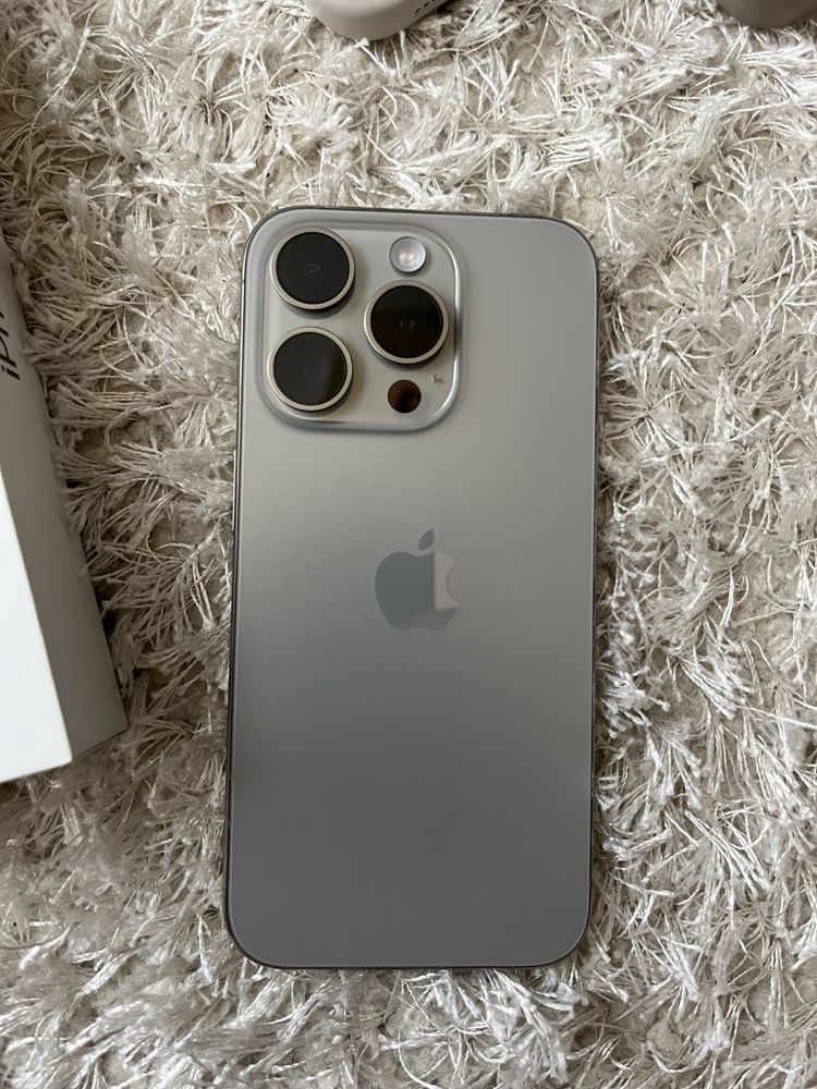 IPhone 15 Pro 256GB Natural Titanium