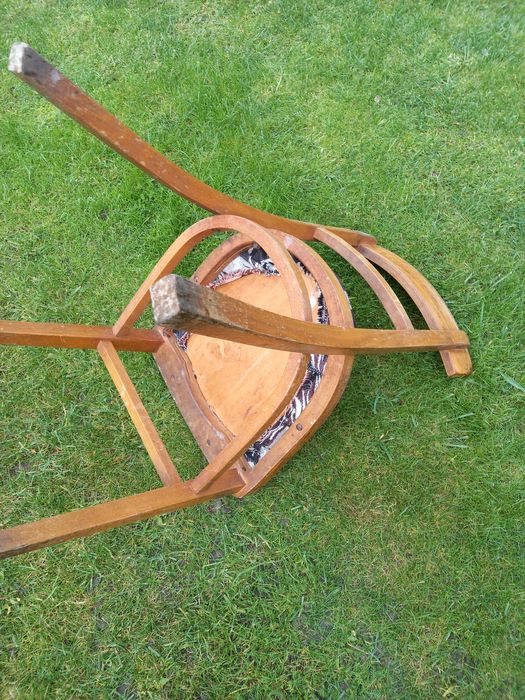 Krzesła z PRL-U z lat 60-tych