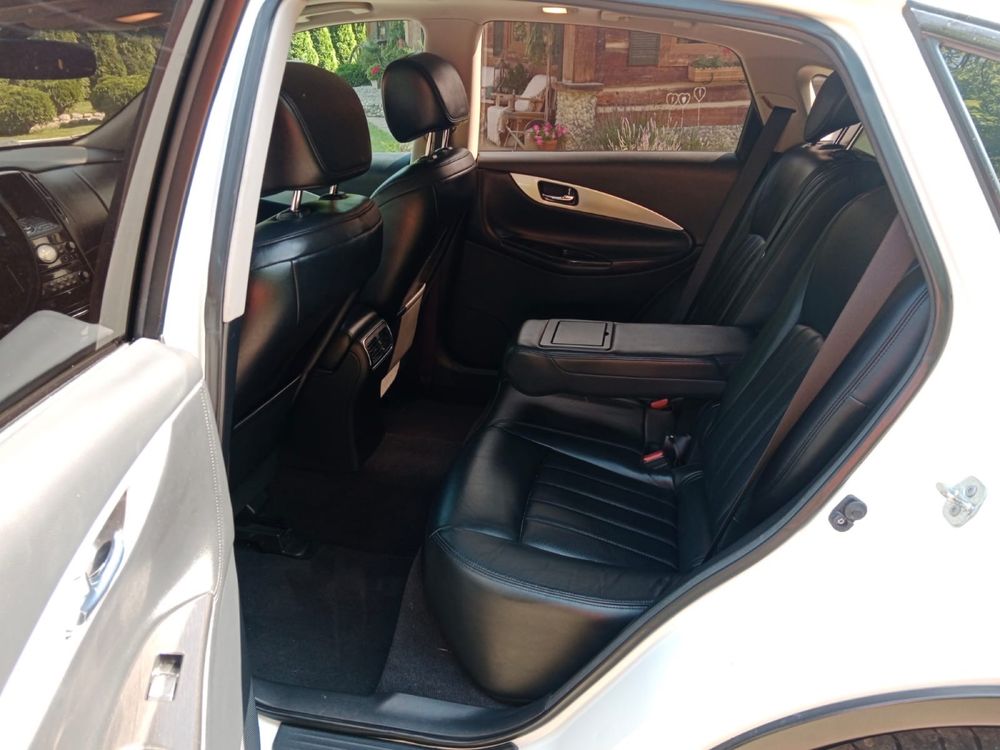 Infiniti QX50 3.7 V6