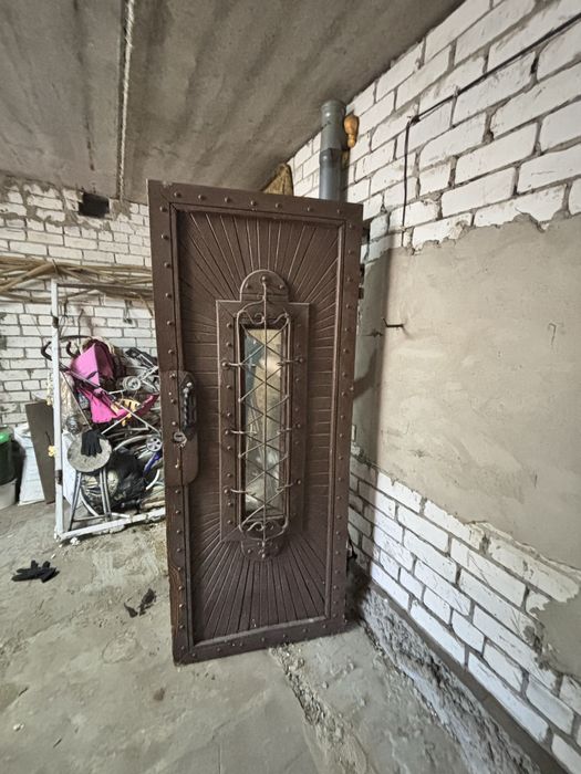 Двери входные 4500 грн
