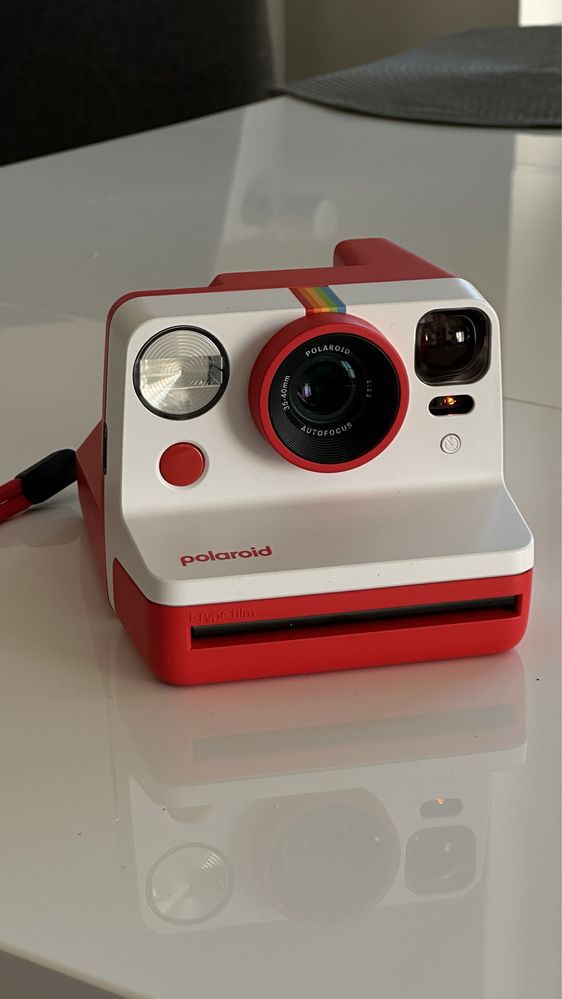 Камера моментального друку Polaroid Now Gen 2 Red