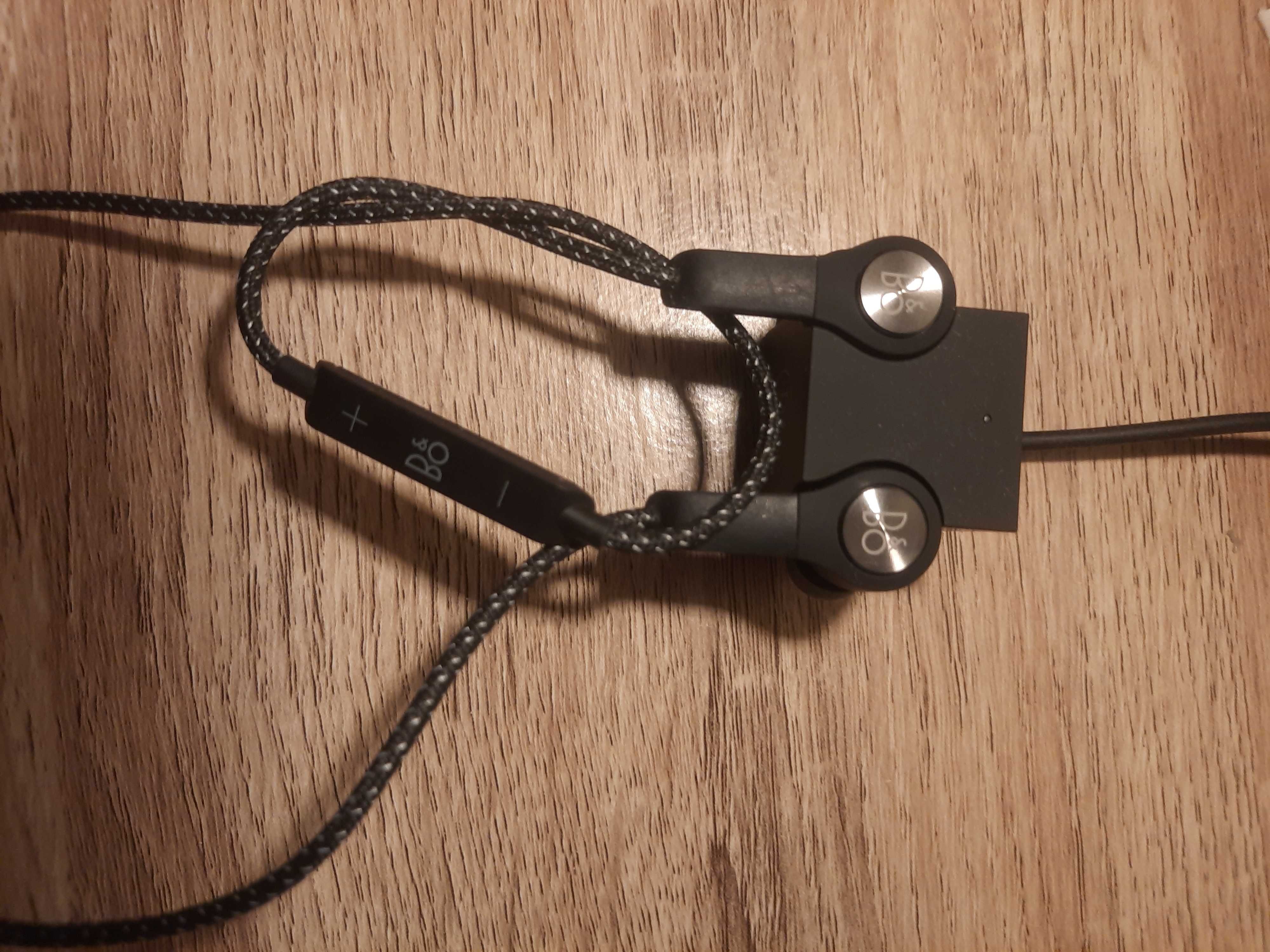 Bang & Olufsen Auriculares Bluetooth