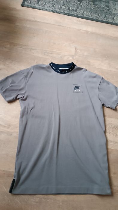 Sprzedam koszulkę Nike Basketball