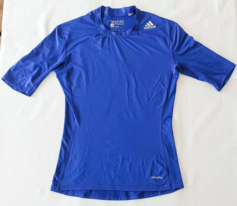 Adidas koszulka termoaktywna Techfit Climalite r. M