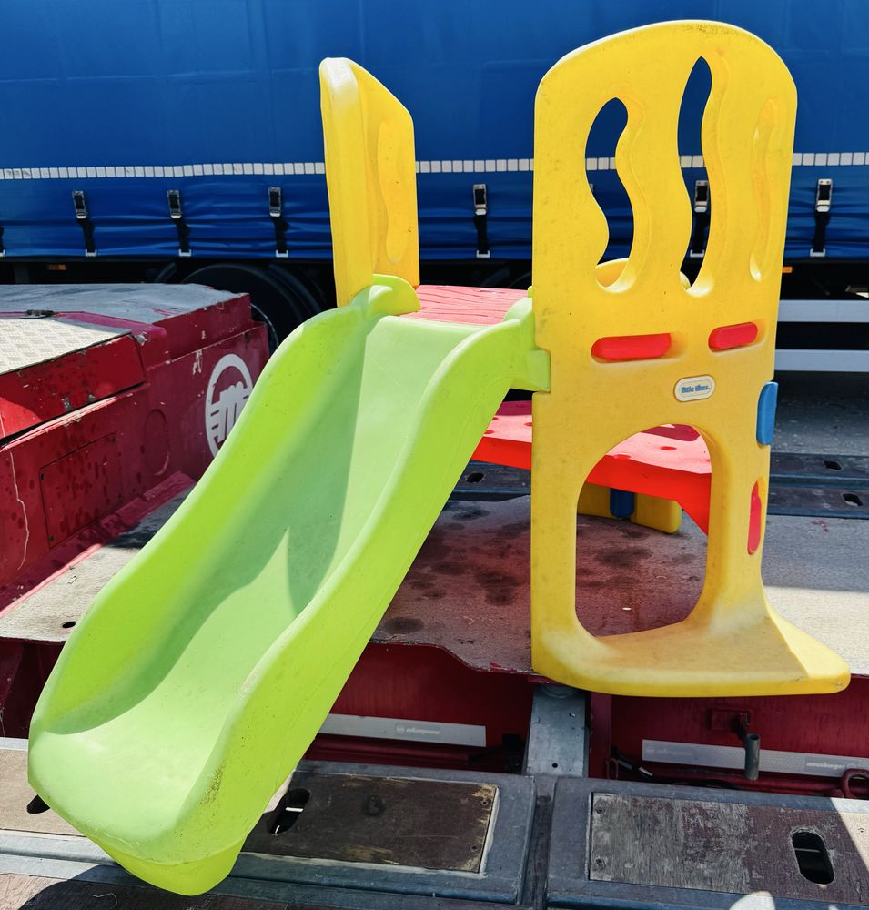 zjeżdżalnia little tikes plac zabaw