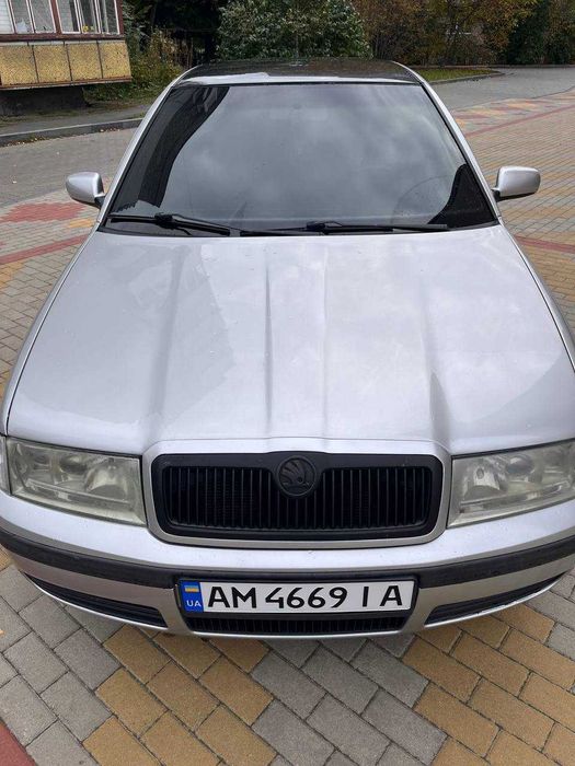 Продам шкода Октавія   тур