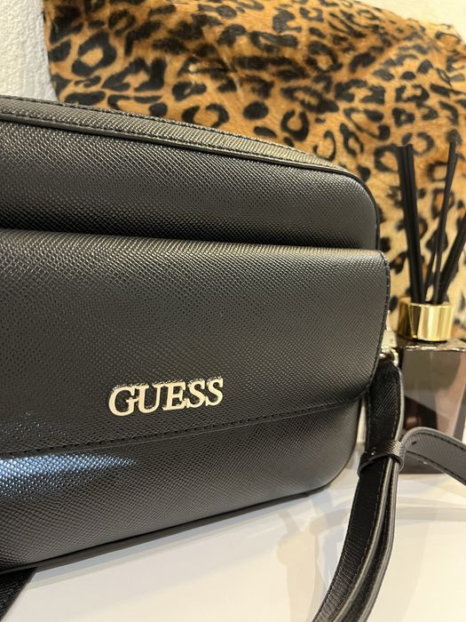 Сумка guess гарна,містка ,якісна