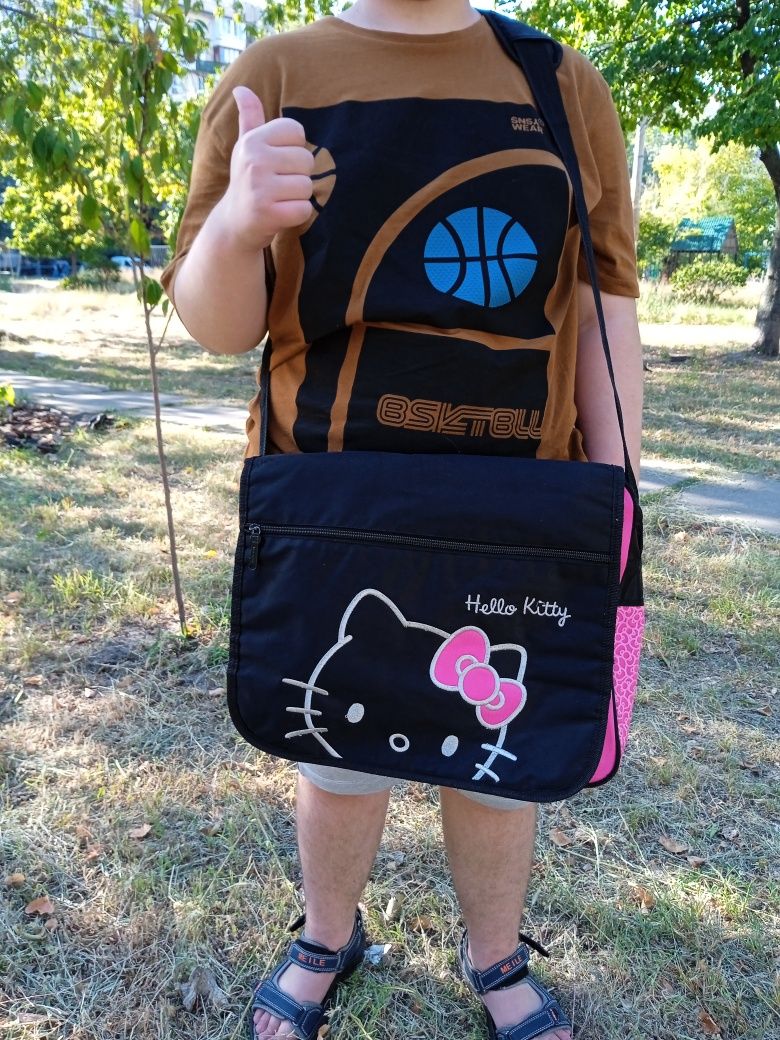 Новая сумка через плечо с hello kitty